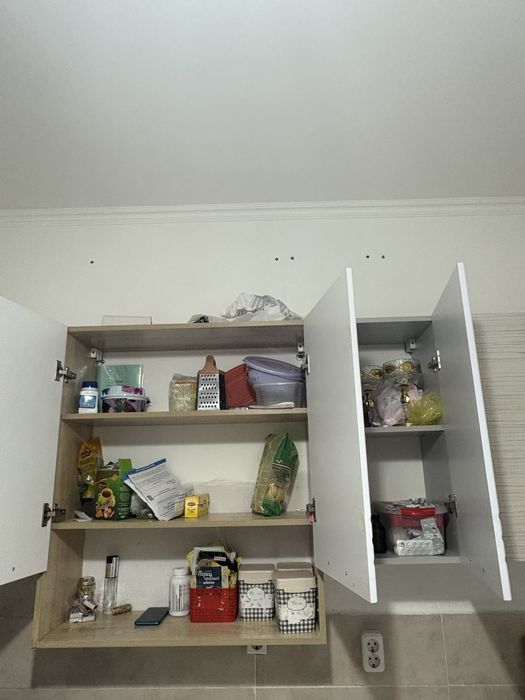 Кухконный гарнитур , вместе с мойкой