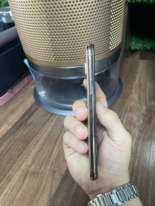 iPhone xs 64 gb chroshna