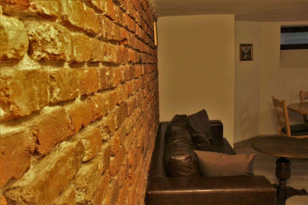 Дава се под наем Едностаен апартамент в София, Център - 27 кв.м за 382.5 € - Снимка #10