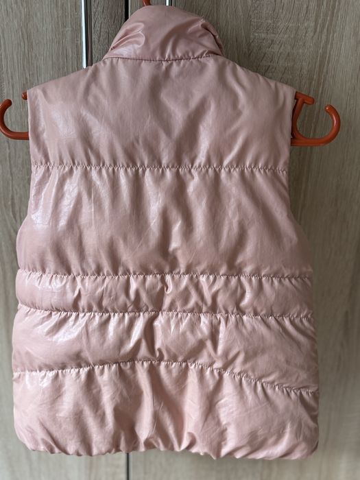 Жилетка для девочки от Futurino