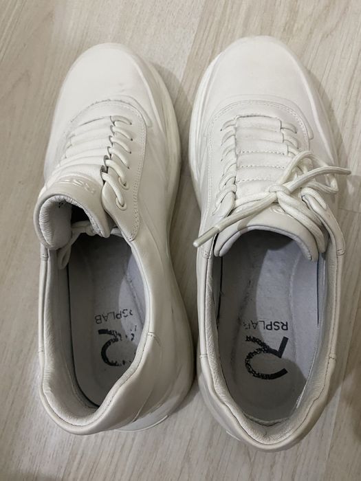 Кроссовки белые 45 рр