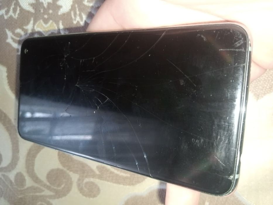 Продажа Samsung s10e 4/128gb