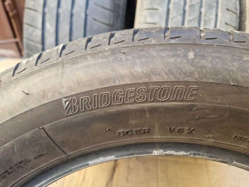 4 Bridgestone R17 215/60
летни гуми 
DOT4520