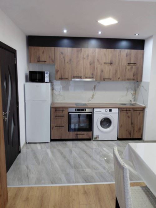 Дава се под наем Двустаен апартамент в София, Обеля 2 - 70 кв.м за 507.45 € - Снимка #2