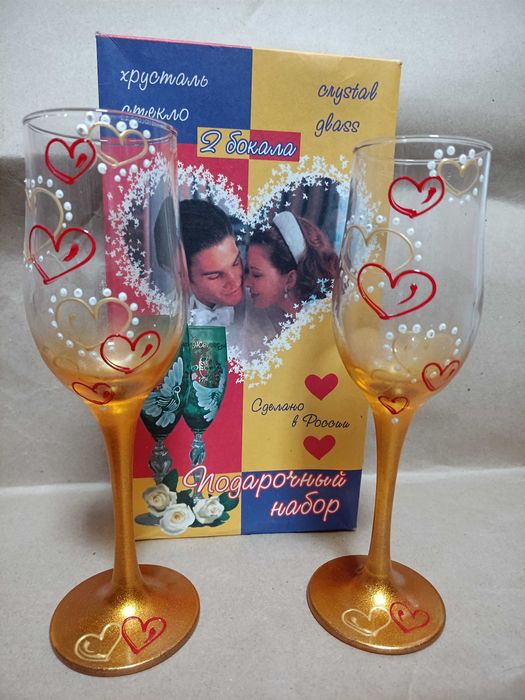 Продам свадебные фужеры