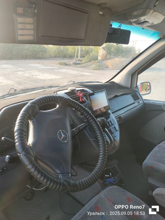 Мерседедес Вито 2002