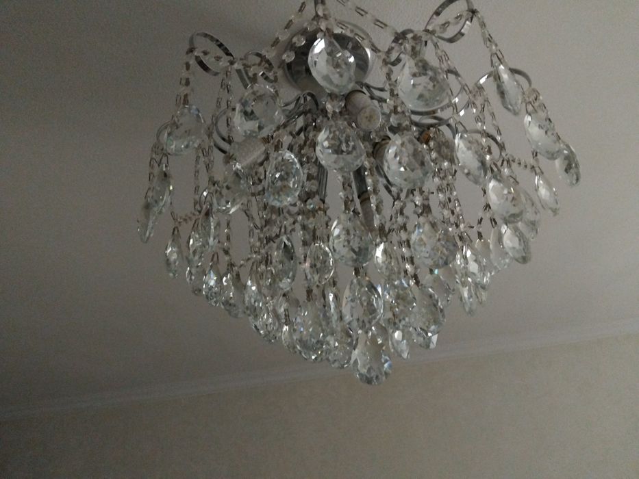 Потолочная люстра