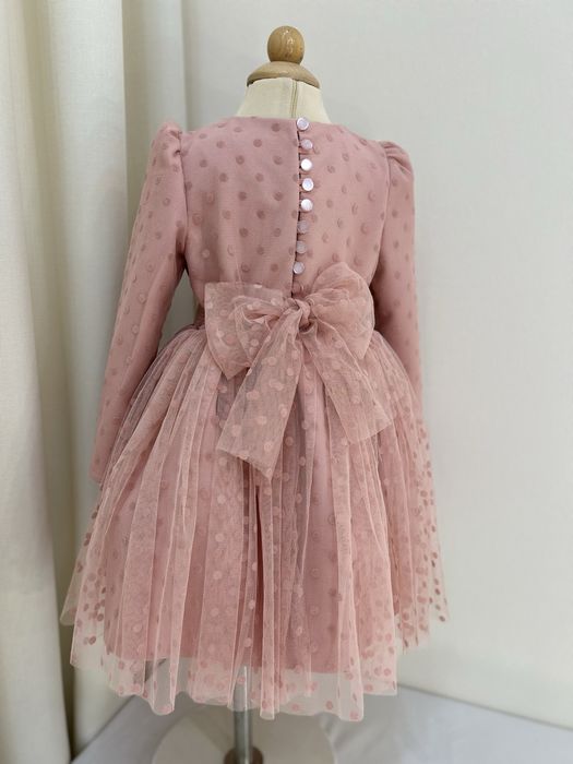 Продам новые детские платья