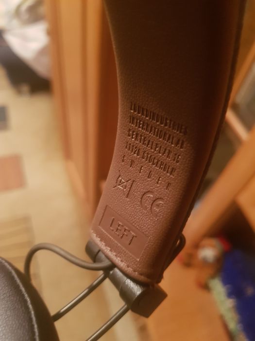 Продам наушники Marshall