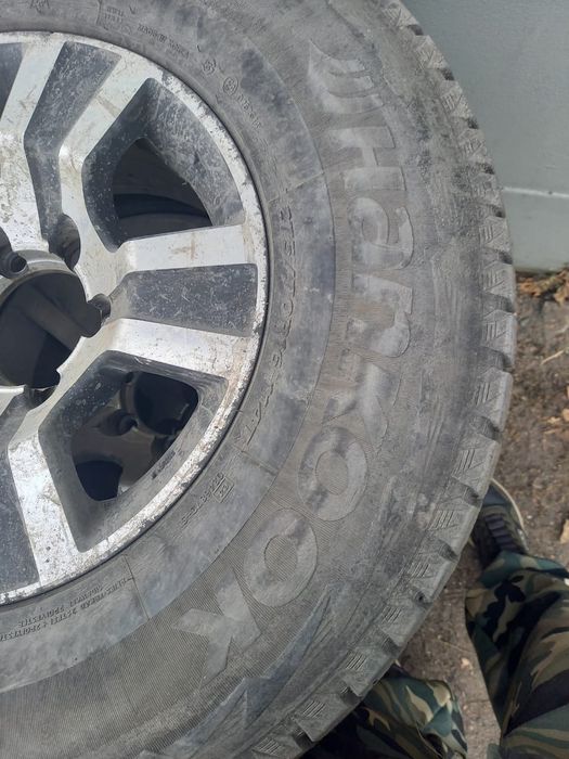 Продам колеса в сборе 275/70/16