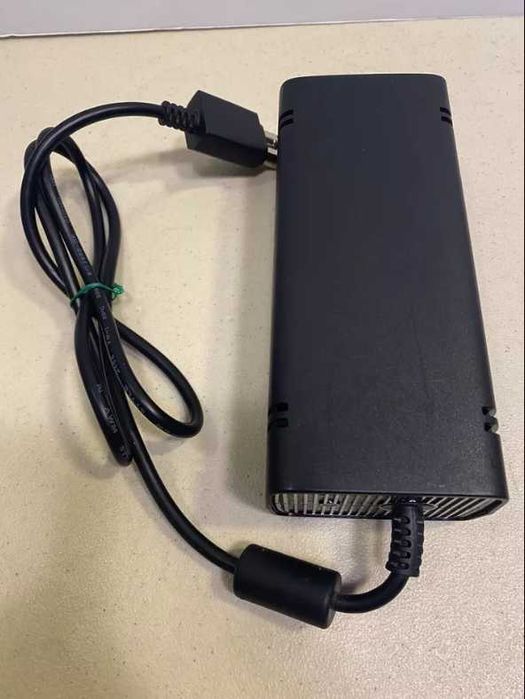 Xbox 360 Slim Freeboot 500Gb + Игры Фрибут Aurora