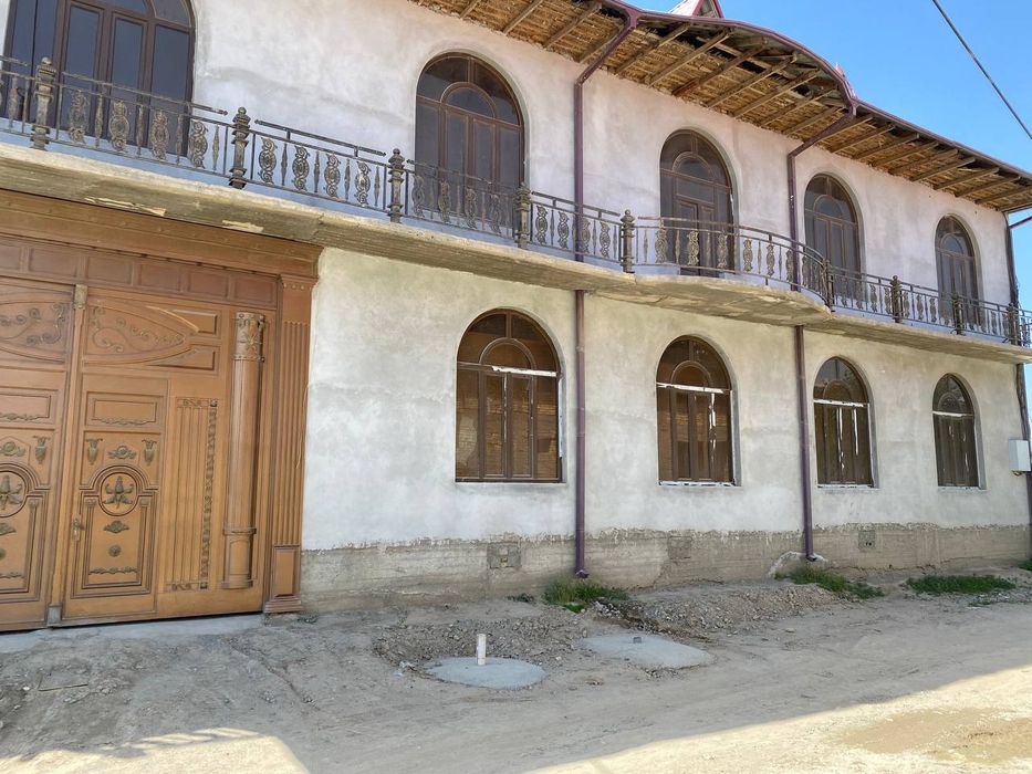 Samarqand shahrida hovli uy sotiladi