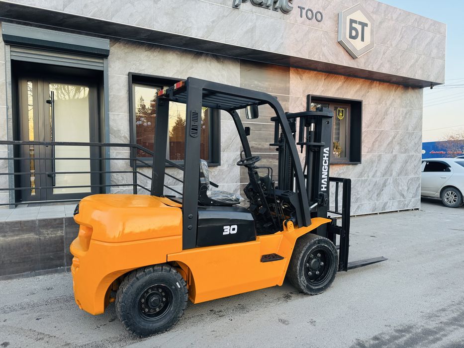 Погрузчик вилочный кара автокара