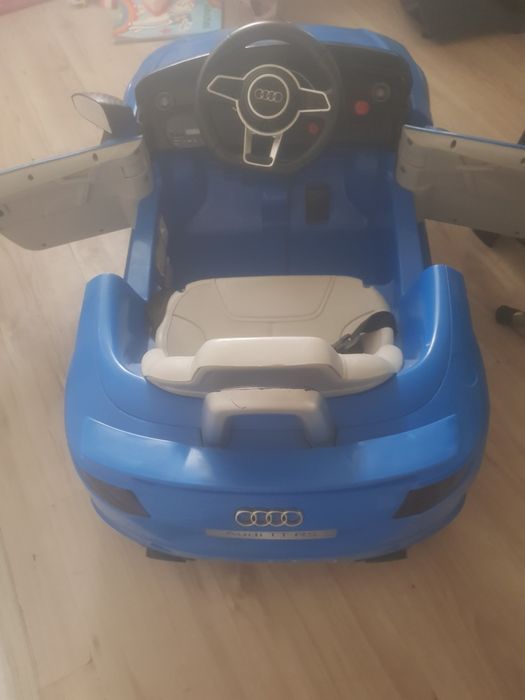 Mașinuță de copii