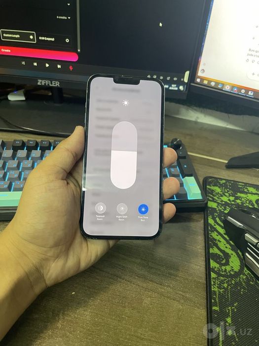 Iphone 13 pro max  holat ideal ayolkishi ishlatgan srochniiga sotiladi