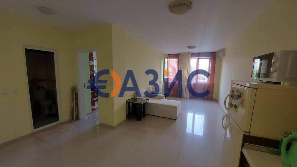 Апартамент с 1 спалня в комплекс Pomorie Beach Resort, 64 кв.м., Поморие, България, 74 000 евро #33467498