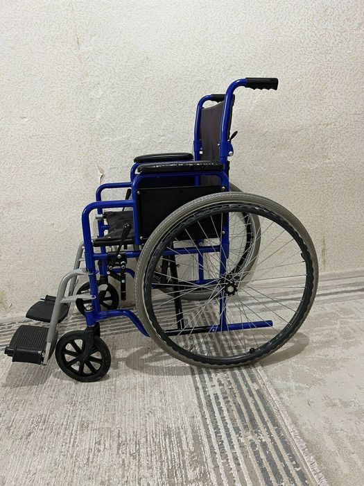 Инвалидная коляска