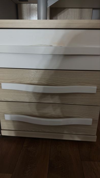 письменный школьный стол