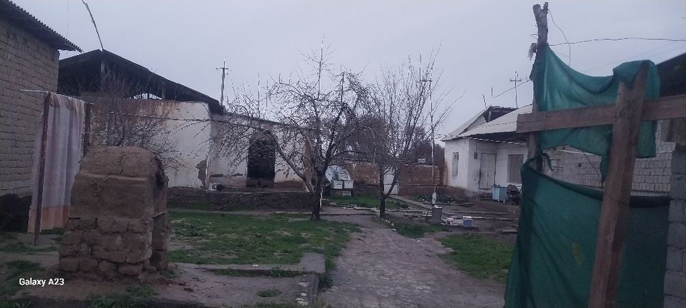 Участка и дом продаётся