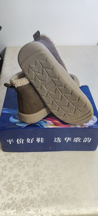 Продаются женские угги