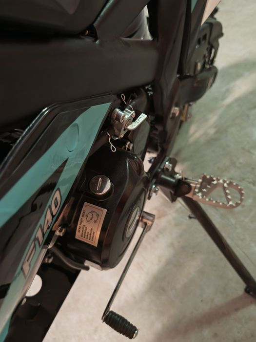 KXD Adler 140cc far LED Dirt Bike Cross Motocicleta Enduro pornire la buton si Kickstarter 612