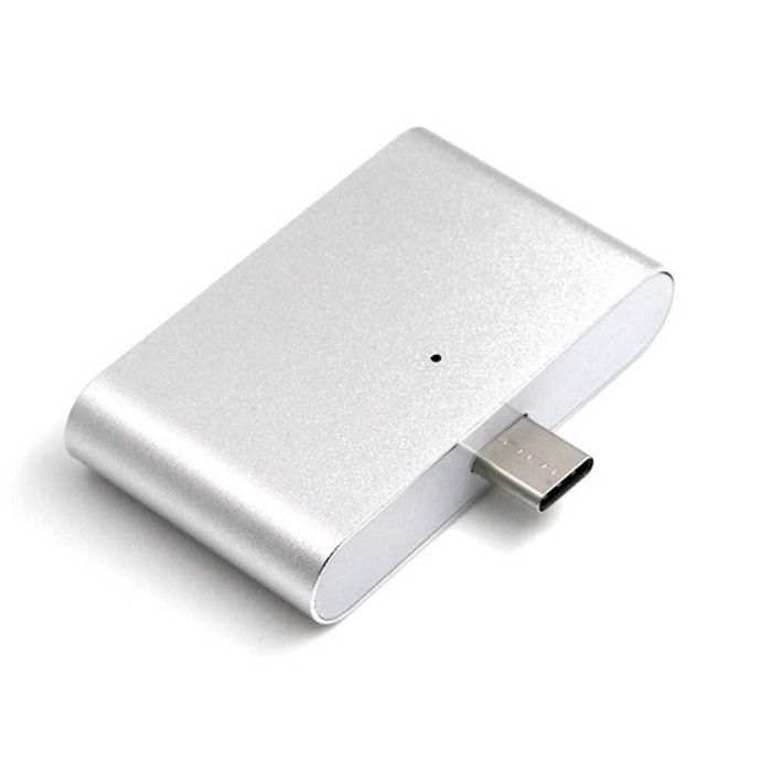 Мултифункционален адаптер и кардрийдър с фукнция за зареждане на тел.