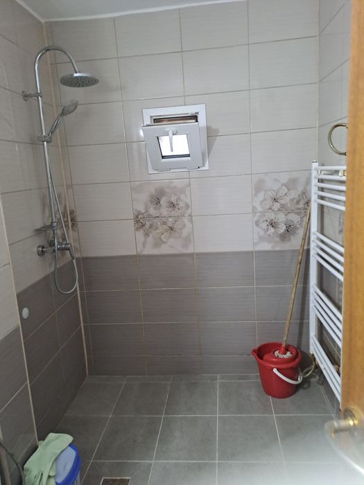 Inchiriez apartament 2 camere decomandat