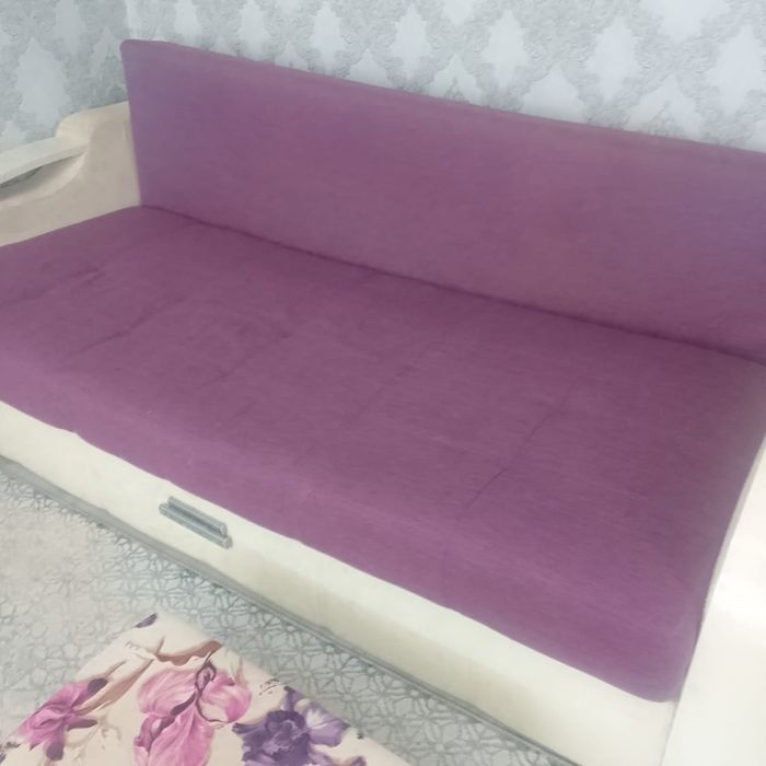 Диван даром. Раздвижной