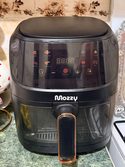 Аэрогриль mozzy в хорошем сост