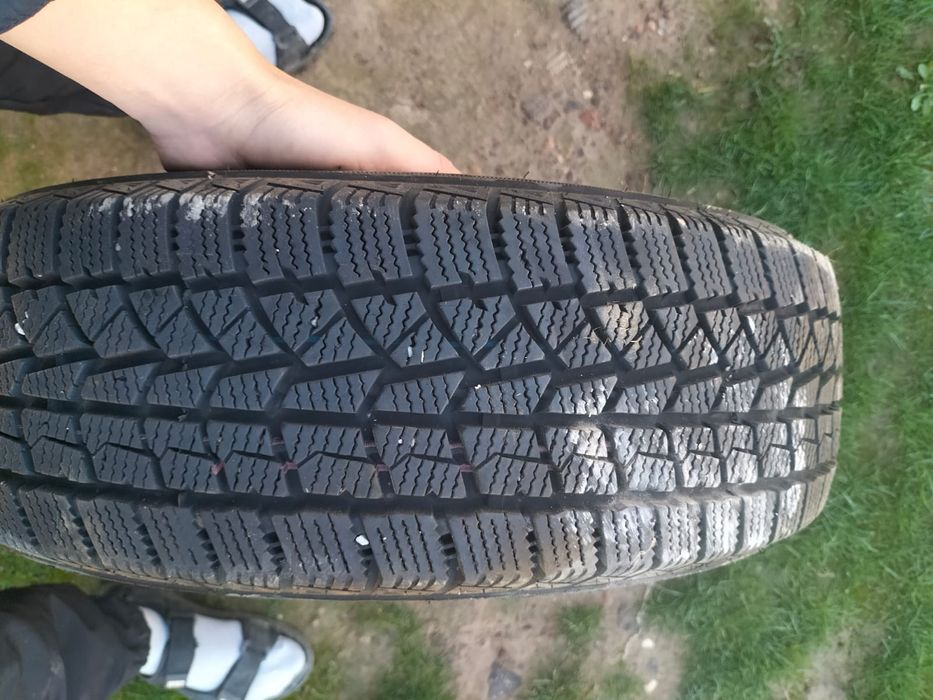 Зимный шины 185/65/15