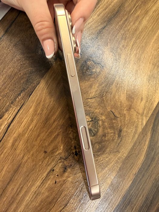 Iphone 16 pro max Desert Titanium Gold