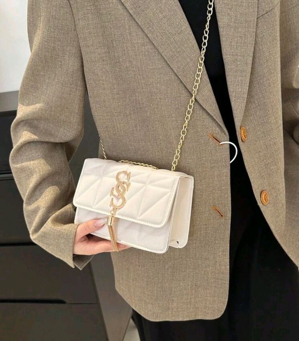 Елегантна дамска чанта