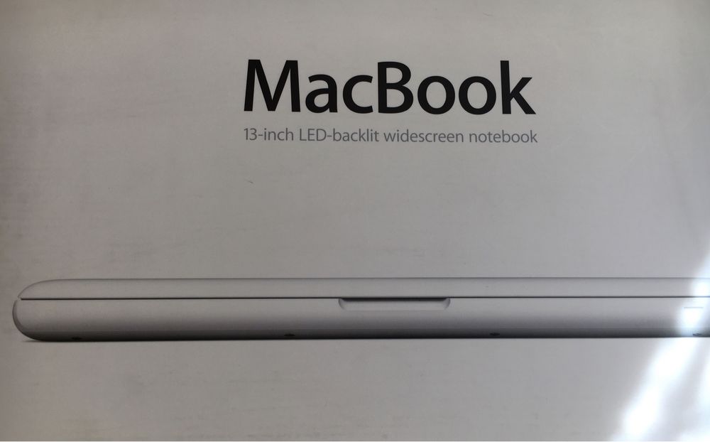 Macbook A1342 mid2010