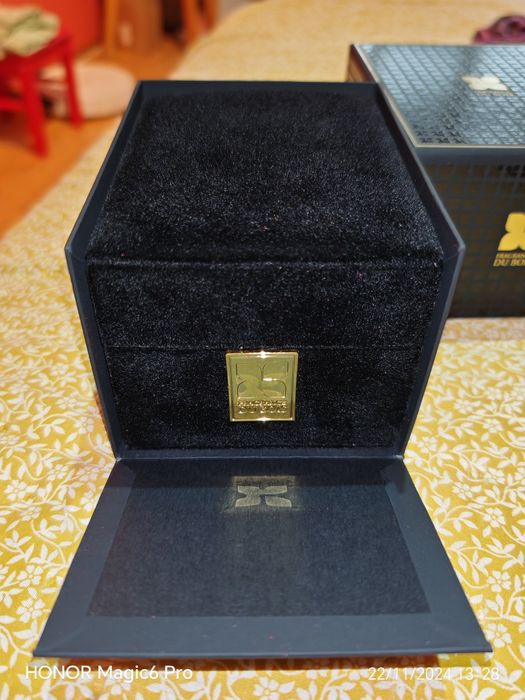 Нишов оригинален парфюм