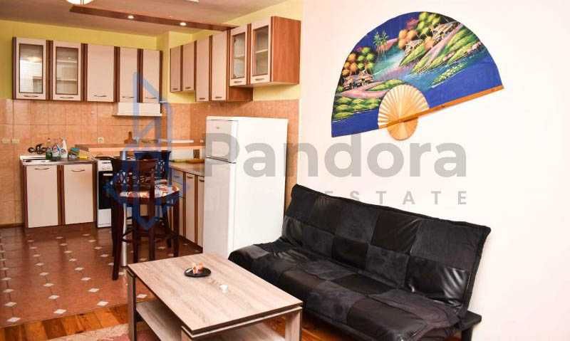 Дава се под наем Двустаен апартамент в София, Център - 65 кв.м за 465 € - Снимка #3