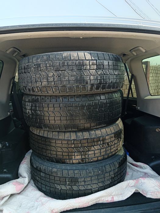 Зимние шины 265-70-R16