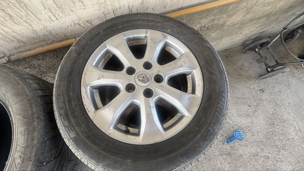 Продам шины летный камри 45