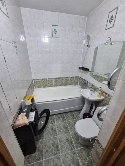 Сдаётся 1-комнатная в 12-м микрорайоне