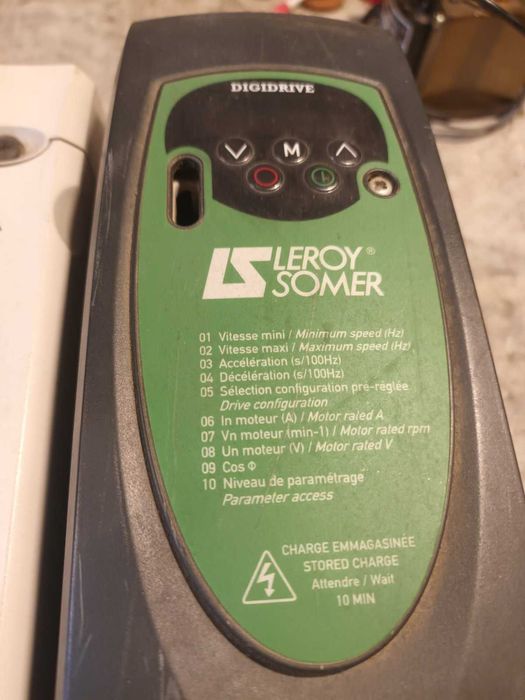 Честотен инвертор LEROY SOMER SK2403, SK16T ,15kW