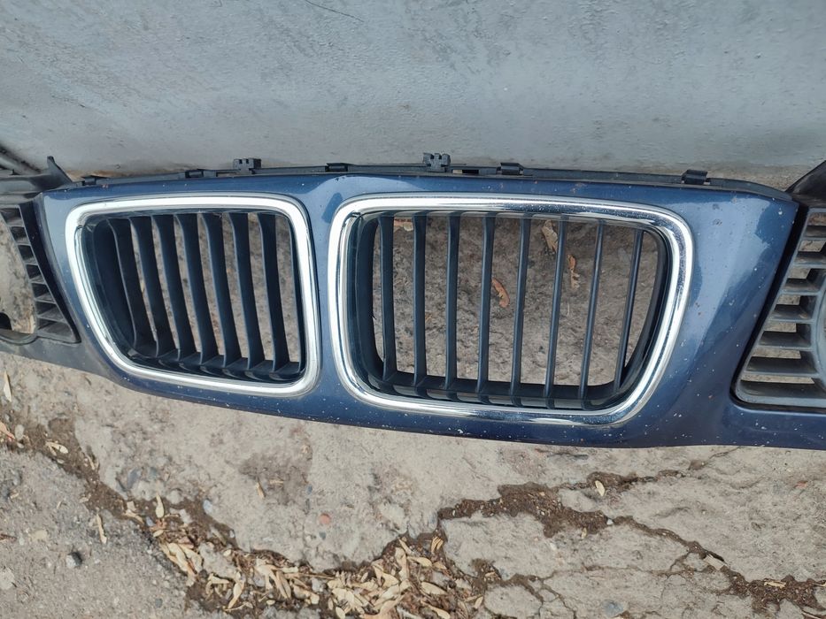 Облицовка на широкую морду БМВ Е34