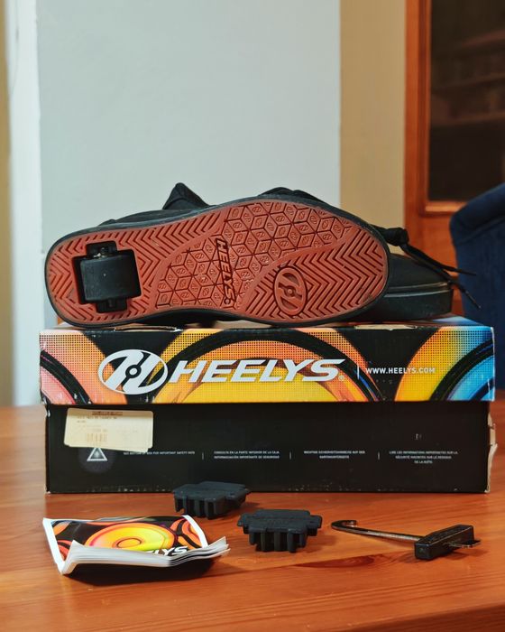 Pantofi cu role Heelys Launch, mărimea 34 noi
