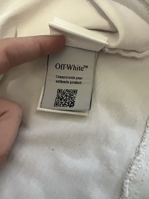 Off White T-shirt