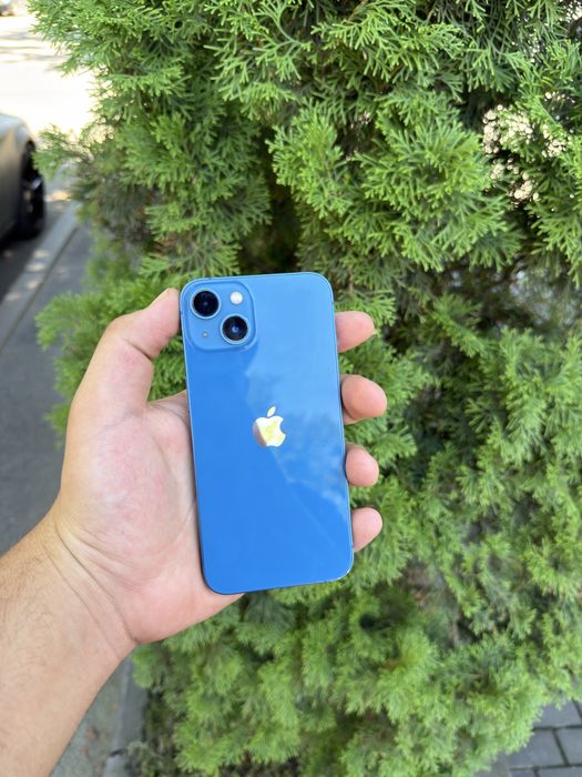Продам Айфон 13/256Gb