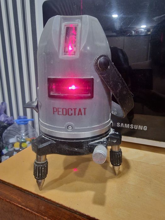 Срочно продам лазерный уровень нивелир