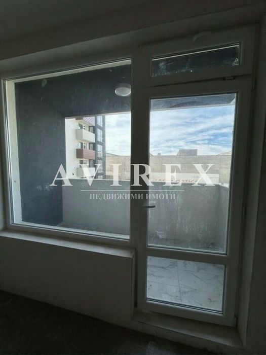 ОФЕРТА 42154 Двустаен апартамент в кв. Тракия, зад Томов Плаза.