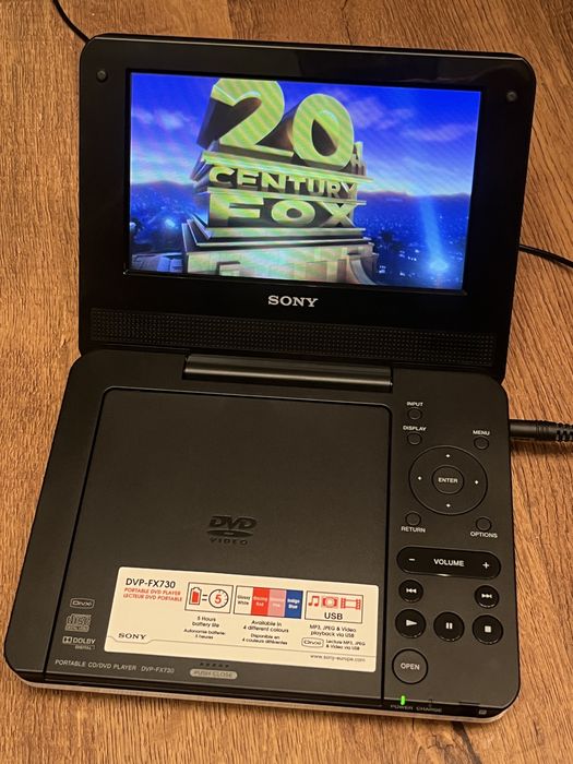 DVD player portabil Sony DVP-FX730