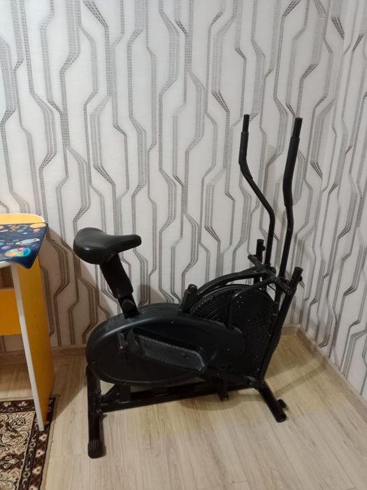 Продаю лыжный тренажер