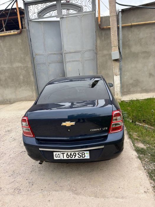 Chevrolet Cobalt 2023 — 3