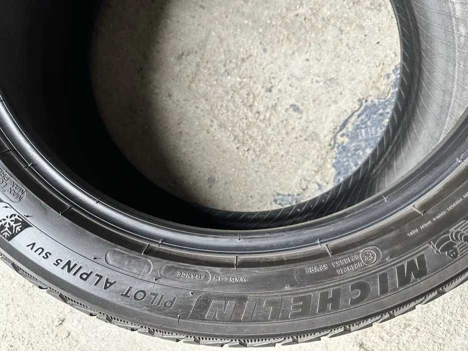 285/40 R20 Michelin Pilot Alpin 5 SUV DOT 3322