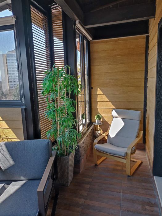 Продава се Тристаен апартамент в Пловдив, Каменица 2 - 160 кв.м за 2000 €/кв.м - Снимка #16